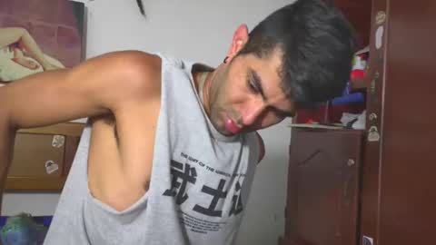 hideonbush online show from February 25, 11:20 am