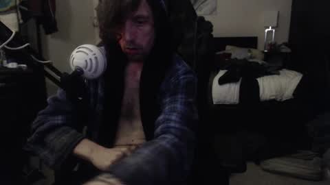 Snapshot of highandhorny84 chatting on December 23, 1:18 am J online show from December 23, 1:18 am