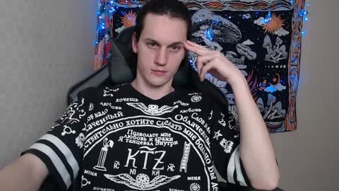 higherdegree online show from December 7, 11:34 pm