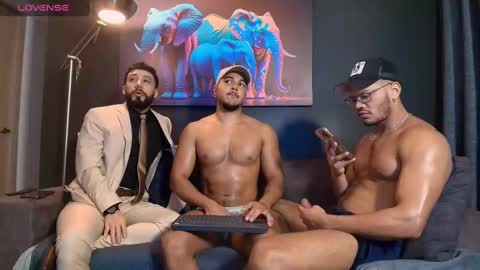 Terry and E online show from March 3, 2:04 am