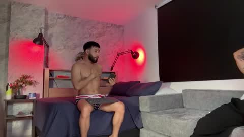 Terry and E online show from September 20, 10:44 pm