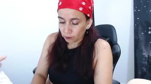 hikaryfire online show from November 3, 5:47 pm