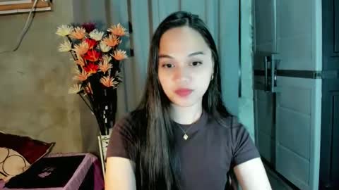 hilarymolly online show from February 21, 7:37 pm