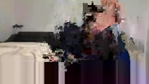 Snapshot of hilifes1 chatting on March 4, 2:50 am Dominicanwildboy online show from March 4, 2:50 am