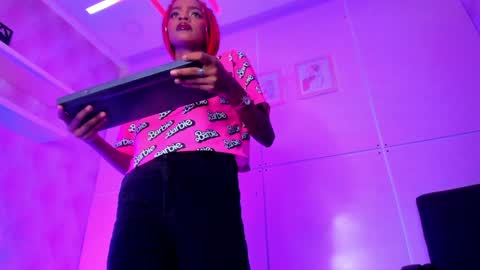  Hillary  online show from January 15, 11:00 am