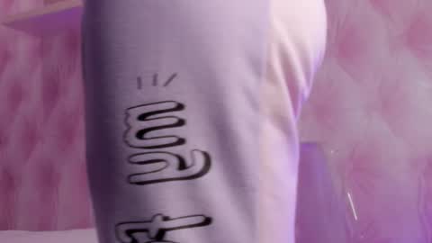  Hillary  online show from March 6, 3:46 am