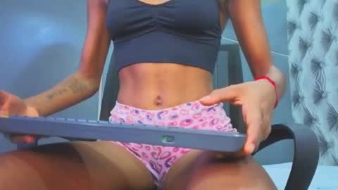  Hillary  online show from September 12, 3:28 am