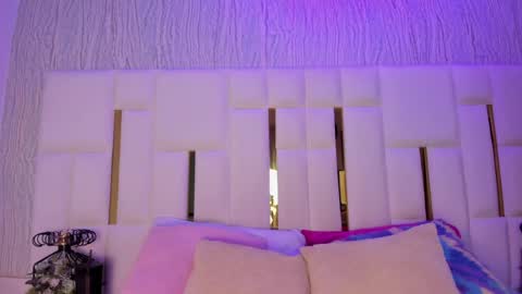 Hillary online show from April 15, 11:06 am