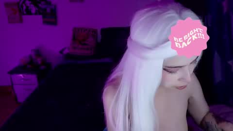 Snapshot of himiko_08 chatting on February 18, 1:10 am Inori Independent model online show from February 18, 1:10 am