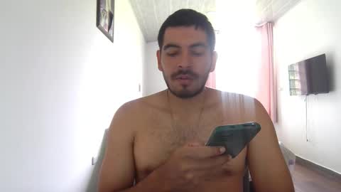 Snapshot of himoreno97 chatting on November 11, 4:51 pm Hi moreno online show from November 11, 4:51 pm