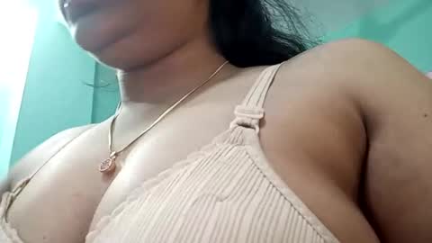 himuhimu22 online show from December 26, 9:22 am
