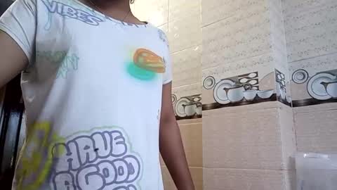 himuhimu22 online show from March 3, 10:28 am