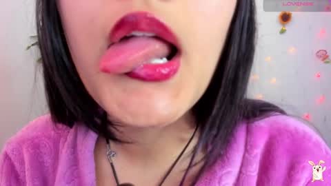 hinata online show from December 11, 7:25 pm