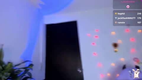 hinata online show from December 16, 11:39 pm