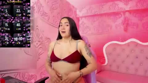 Snapshot of hinatta1_ chatting on July 7, 7:51 pm hinatta1_ online show from July 7, 7:51 pm