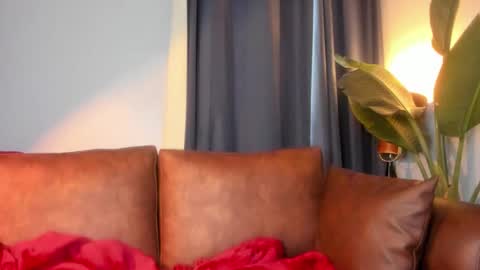 Hinnata online show from October 2, 3:19 pm