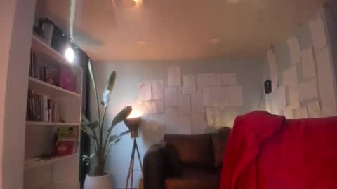 Hinnata online show from December 19, 12:12 pm