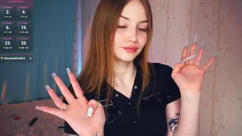 Snapshot of hip_hop_baby chatting on December 1, 9:03 am Leya Day Mary Night PvT Open online show from December 1, 9:03 am