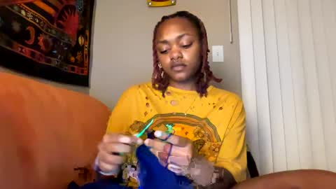 Snapshot of hippieangelbabi chatting on January 13, 11:49 pm angelbabi online show from January 13, 11:49 pm
