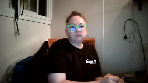 Bella online show from September 28, 1:11 am