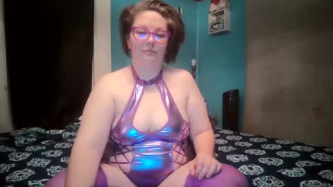 Bella online show from November 17, 3:45 am