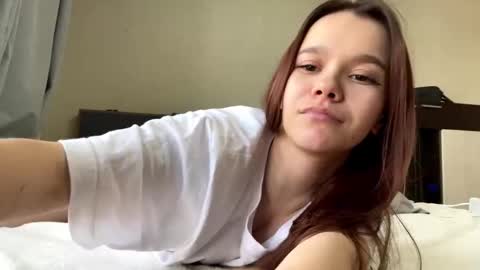 Snapshot of hisakoathay chatting on March 2, 7:15 am Alice online show from March 2, 7:15 am