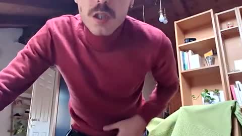 hitmenoww online show from December 3, 2:26 pm