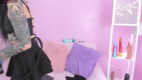 hiyakasudere_ online show from September 12, 7:36 pm