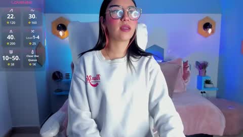 Hiyori  online show from January 10, 4:58 am