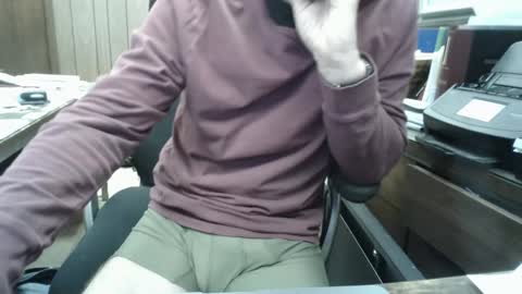 Snapshot of hnic9999 chatting on December 14, 10:39 pm Nick online show from December 14, 10:39 pm