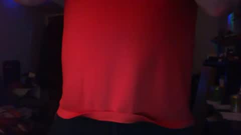 Snapshot of hobbes80 chatting on January 3, 2:10 am hobbes80 online show from January 3, 2:10 am