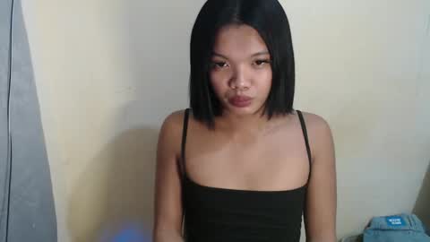 Guinevere3 online show from April 3, 4:43 am