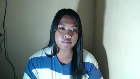 Layla3 online show from April 16, 4:24 am