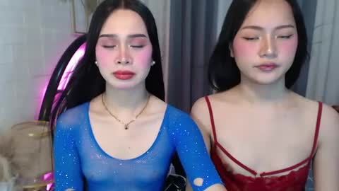 Snapshot of hoelymolly chatting on June 10, 7:24 pm hoelymolly online show from June 10, 7:24 pm