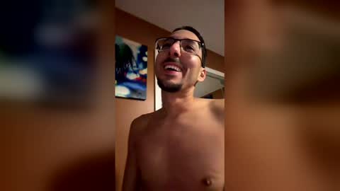 hoeskii online show from February 5, 4:28 am