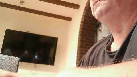 hofnung online show from May 24, 3:39 pm