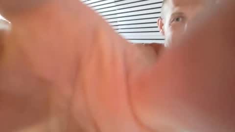 hola_homo online show from May 21, 6:26 pm