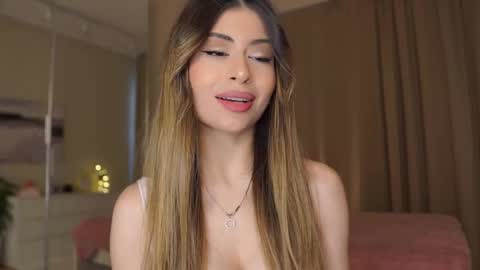 Moni Monica online show from February 8, 8:07 am