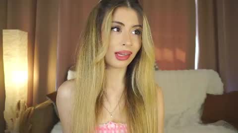 Moni Monica online show from June 30, 8:04 am