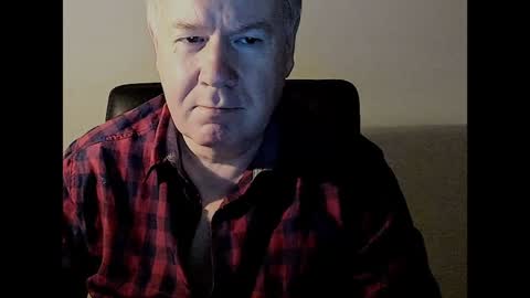 Snapshot of holgerhb53 chatting on January 28, 4:41 pm Holger online show from January 28, 4:41 pm