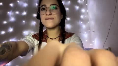 Snapshot of hollisfairfax chatting on November 25, 5:24 pm Kerri online show from November 25, 5:24 pm