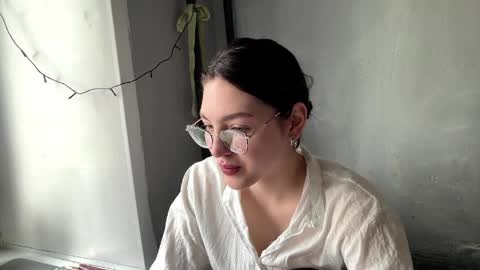 Sofia online show from March 31, 5:52 am