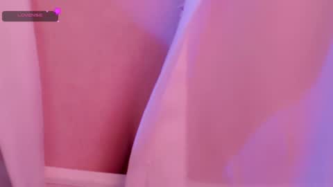 Snapshot of holly_molly_69 chatting on June 7, 3:10 am Molly online show from June 7, 3:10 am