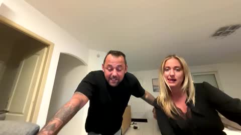 Snapshot of hollyandelon chatting on February 3, 10:15 pm hollyandelon online show from February 3, 10:15 pm