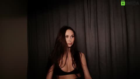 hollyextra online show from November 2, 9:28 pm