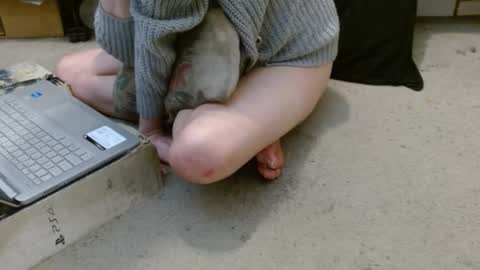 Holly Hawkes online show from January 18, 10:06 am