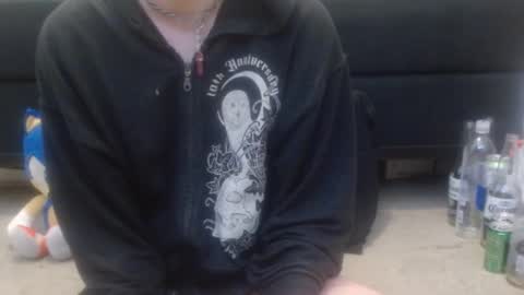 Holly Hawkes online show from September 16, 7:26 pm