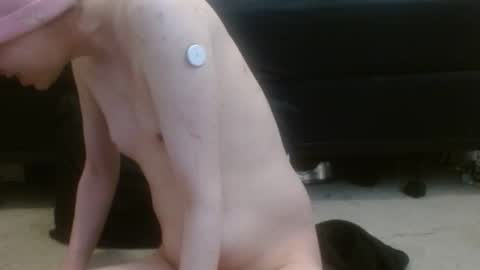 Holly Hawkes online show from November 30, 8:57 pm