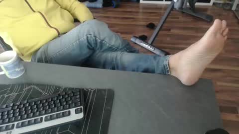 hollymollysucker online show from February 16, 9:37 am