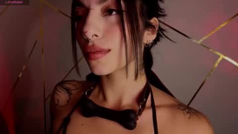 Snapshot of hollyxx_ chatting on January 16, 9:52 pm holly online show from January 16, 9:52 pm